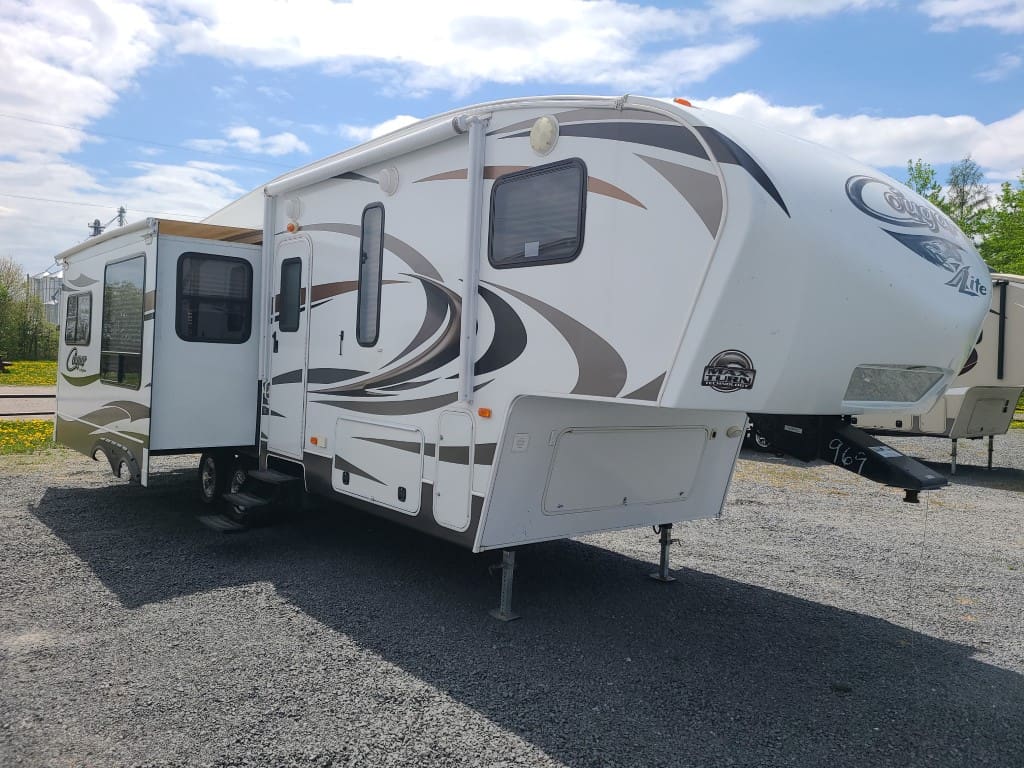 2014 COUGAR XLITE 29RET BY KEYSTONE | Earlton RV